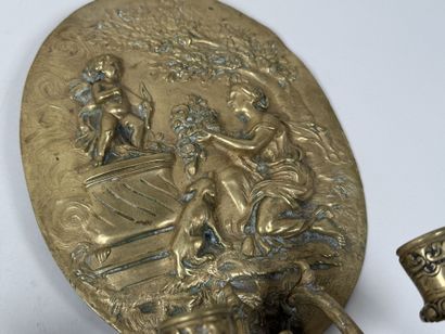 +
Paire d'appliques en bronze doré et en...