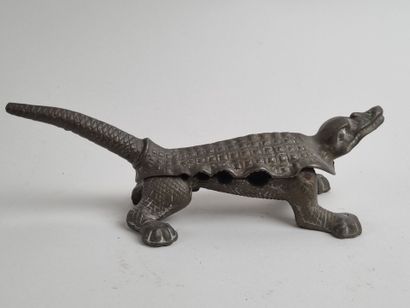 Mâche-bouchon figuratif CROCODILE seconde...