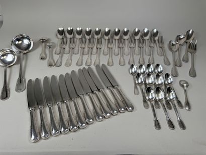 ERCUIS.
Partie de service de table en métal...