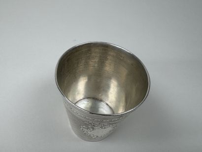 Timbale en argent 950/1000, poinçon Minerve,...
