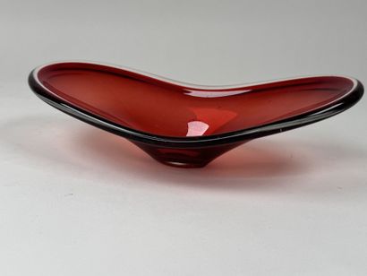 MURANO, XXe.
Vide-poche en verre moulé et...