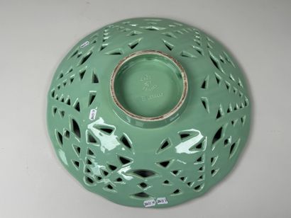 B. LETALLE pour Saint CLEMENT.
Grand plat...
