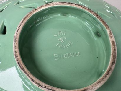 B. LETALLE pour Saint CLEMENT.
Grand plat...