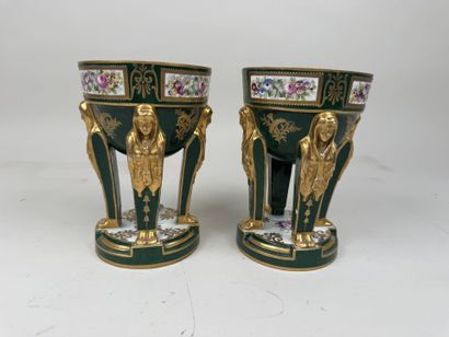 Manufacture Impériale de SEVRES.
Paire de...