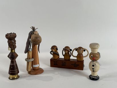 Ensemble de quatre personnages figuratifs...