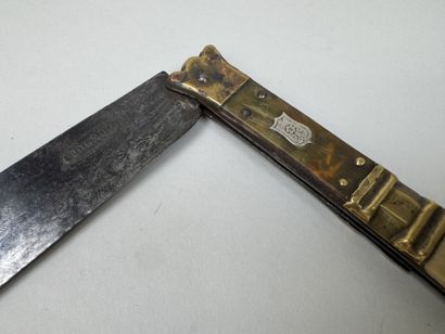 Couteau pliant type catalan manche en laiton,...