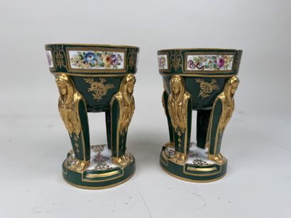 Manufacture Impériale de SEVRES.
Paire de...