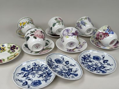 Six grandes tasses déjeuners et leurs sous-tasses...