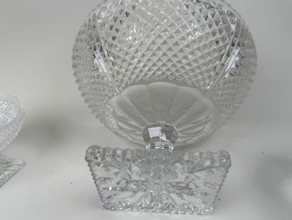 Cristal de Bohème.
Partie de service à fruits...