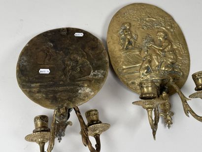 +
Paire d'appliques en bronze doré et en...