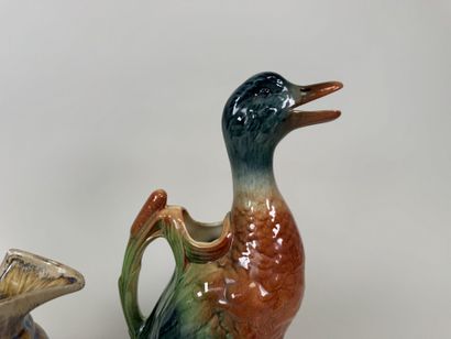 SAINT CLEMENT.
Pichet canard colvert en barbotine...