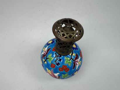 LONGWY.
Lampe 