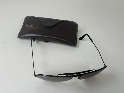 RAY-BAN for DRIVING.
Paire de lunettes de...