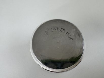 Timbale en argent 950/1000, poinçon Minerve,...