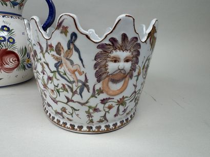 Lot comprenant :
- ASIE, XXe.
Grande jardinière...