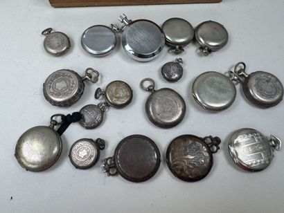 Lot de douze montres de gousset en argent...
