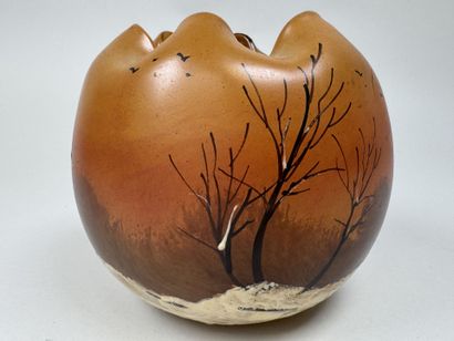 François-Théodore LEGRAS (1839-1916), d'après.
Vase...
