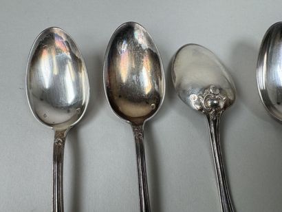 Série de 6 petites cuillères en argent 950/1000,...
