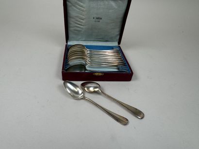 Série de 12 petites cuillères en métal argenté,...