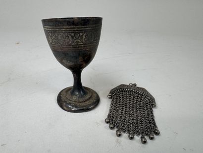 Coquetier en argent 950/1000.
Poids : 30...