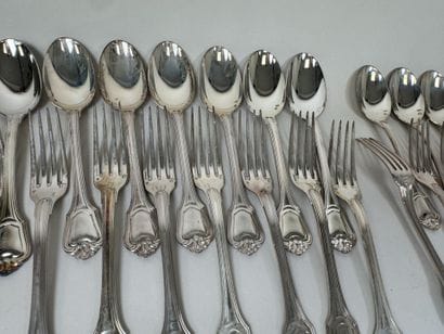 CARDEILHAC.
Importante partie de ménagère...