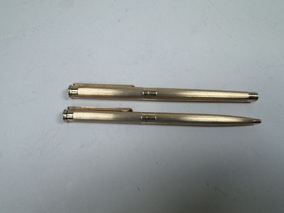 MONT BLANC.
Noblesse Oblige.
Parure de stylo...