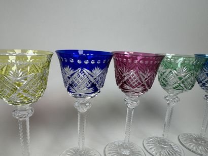 SAINT-LOUIS.
Suite de six verre en cristal...