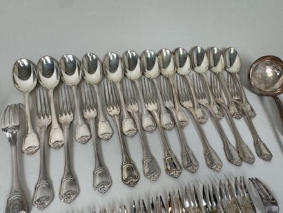 CARDEILHAC.
Importante partie de ménagère...
