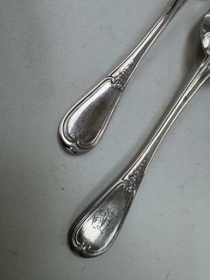 Série de 12 petites cuillères en argent 950/1000,...