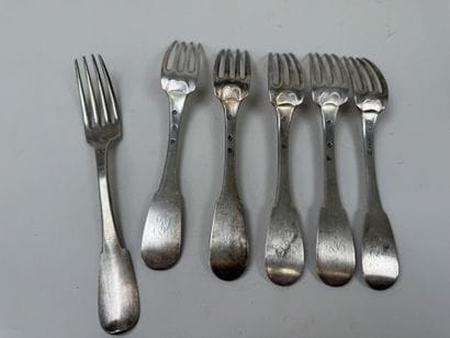 Série de 6 fourchettes en argent, poinçon...