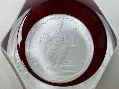BACCARAT.
Paris-Musées.
Presse-papier en...