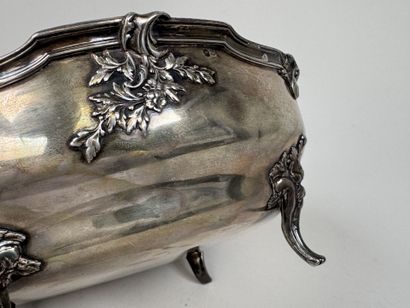 Coupe sur pied en argent 950/1000, poinçon...