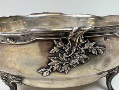 Coupe sur pied en argent 950/1000, poinçon...