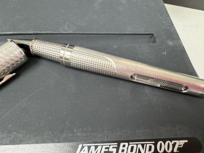 S.T. DUPONT in Paris.
OLYMPIO model.
Chrome-plated...