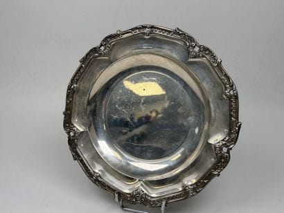 Plat en argent 950/1000, poinçon Minerve,...