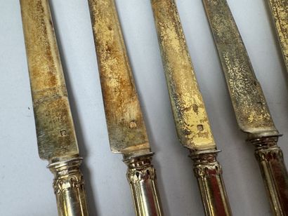 Set of 12 fruit or dessert knives in silver-plated...