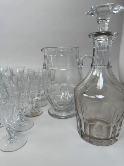 BACCARAT. 
Partie de service de verres en...