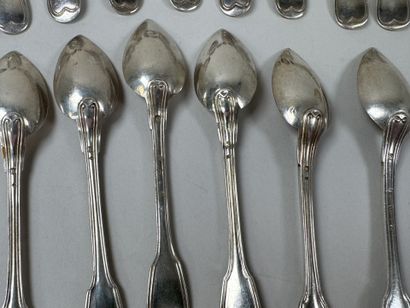 16 petites cuillères en argent 950/1000,...