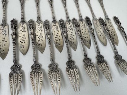 Partie de ménagère à poisson en argent 950/1000,...