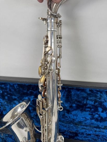 SELMER & Cie, 4 Place DANCOURT à Paris.
Saxophone...