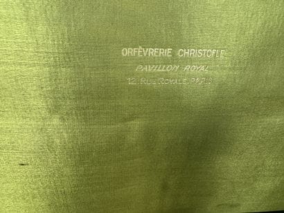 Orfèvrerie CHRISTOFLE à Paris.
Importante...