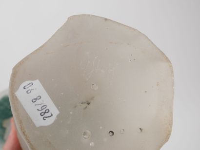 Georges STAHL (né en 1951).
Coupe en pâte...