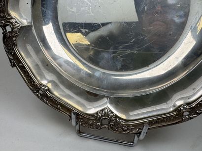 Plat en argent 950/1000, poinçon Minerve,...