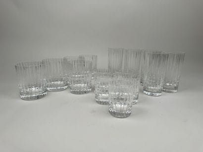 BACCARAT.
Modèle HARMONIE.
Partie de service...