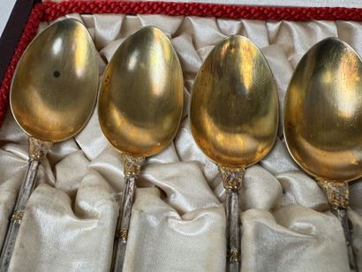 Série de 12 petites cuillères en argent et...