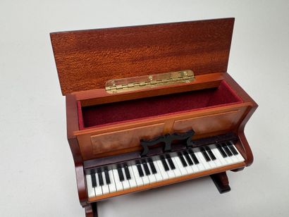 JOBIN MUSIC, Switzerland.
Music box in the...