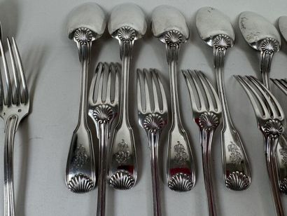 Set of 9 dessert servers in 950/1000 silver,...