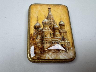 RUSSIE, École de Palekh, dans le goût de.
Boite...