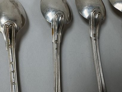 16 petites cuillères en argent 950/1000,...