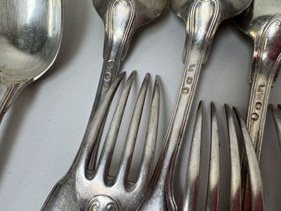 Set of 12 table spoons and 11 forks in 950/1000...